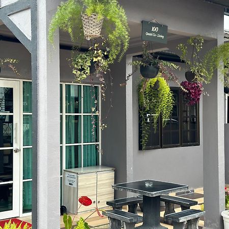 Hotel 100 Oastel Coliving Tanah Rata Zewnętrze zdjęcie